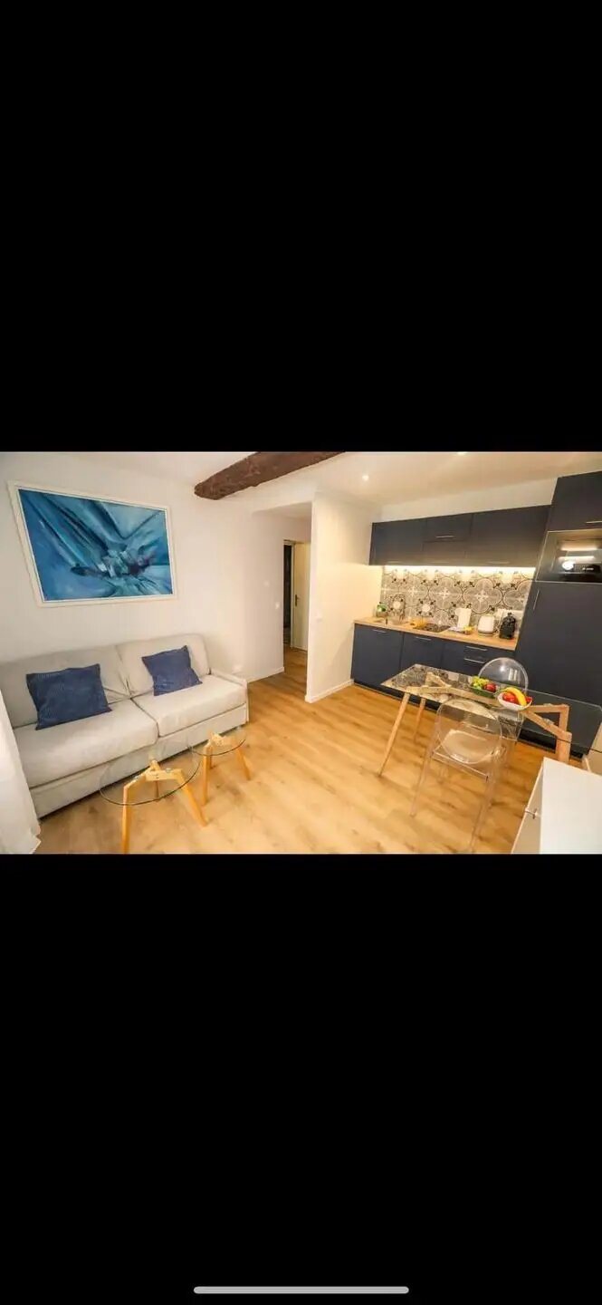 Appartement à louer, 30m², Grasse