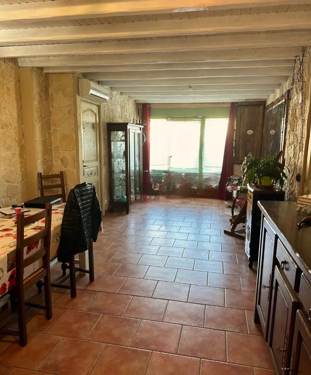 Appartement à vendre, 130m², Vinassan