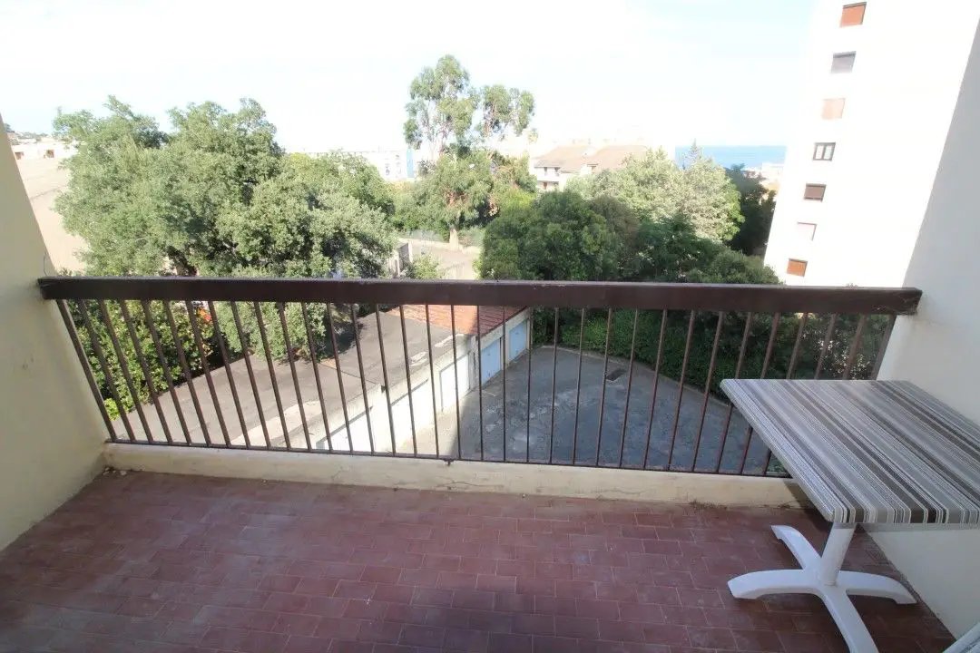 Appartement à louer, 50m², Bastia