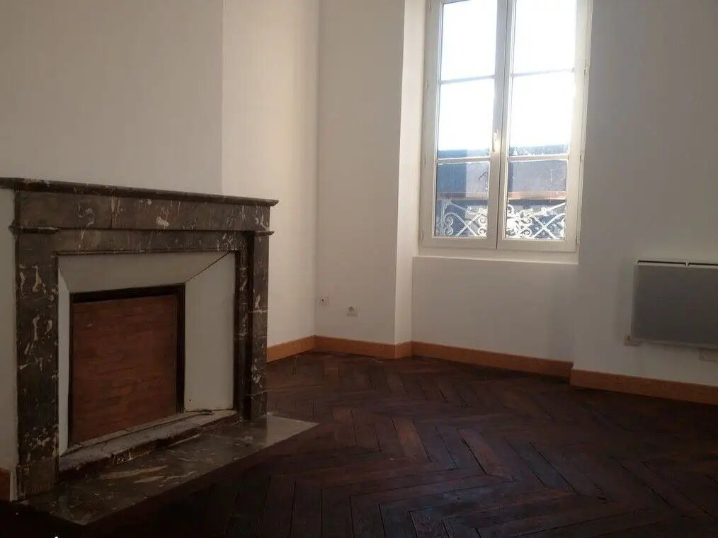Appartement à louer, 65m², Marboué