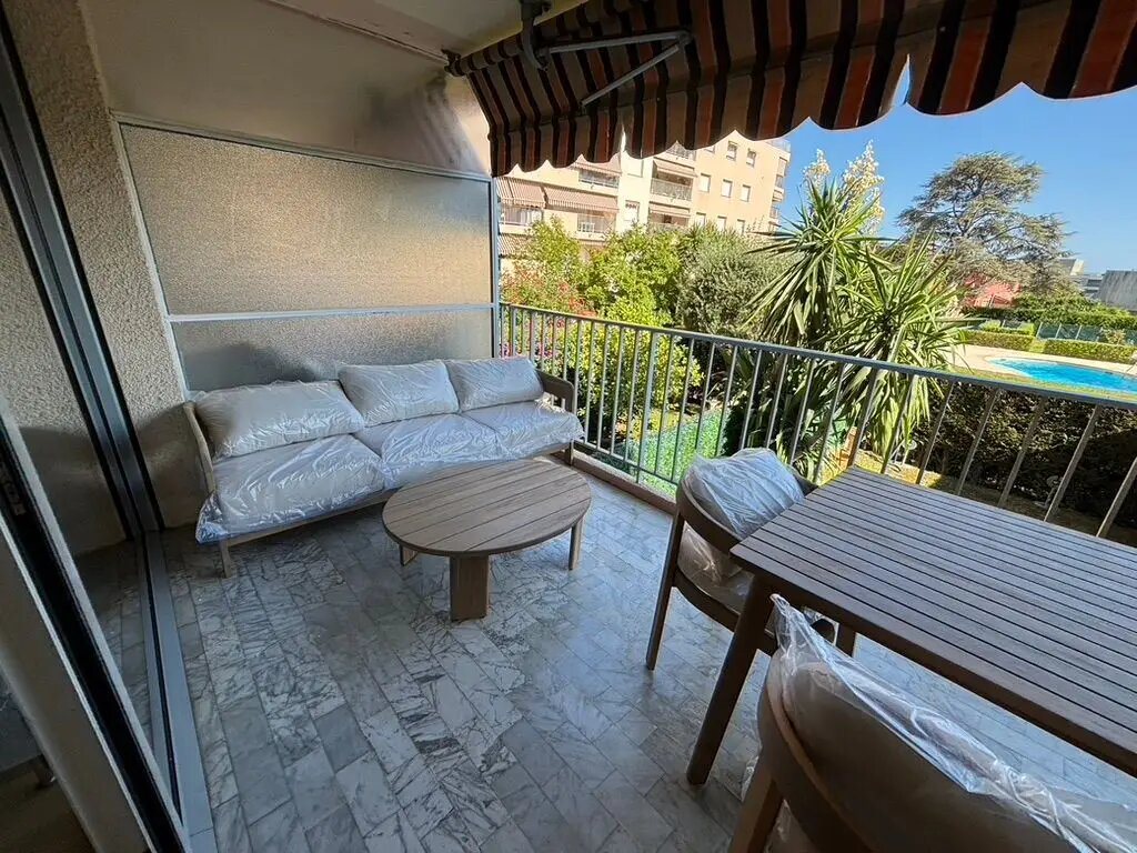 Appartement à louer, 76m², Saint-Laurent-du-Var