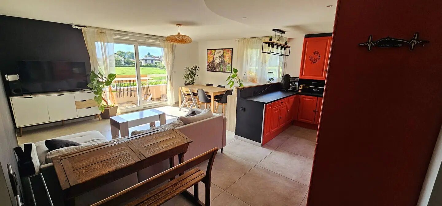 Appartement à vendre, 82m², Thyez
