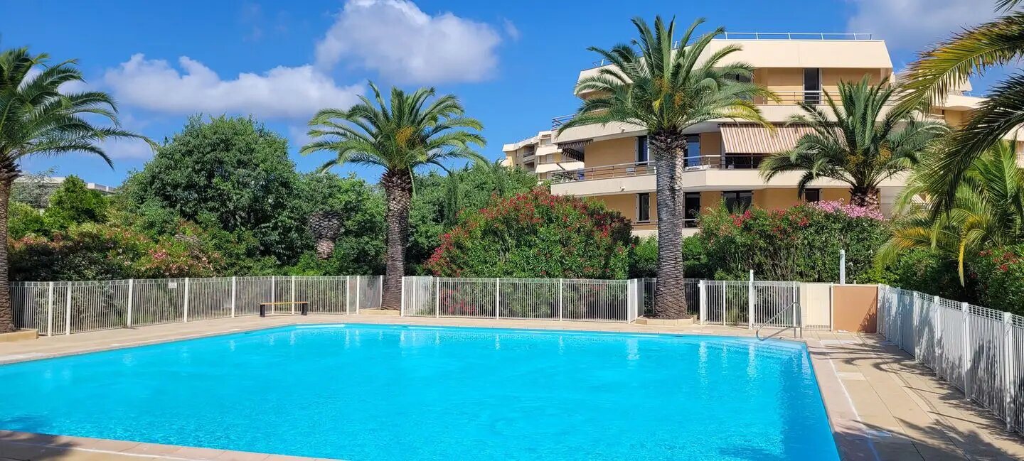 Appartement à vendre, 25m², Fréjus