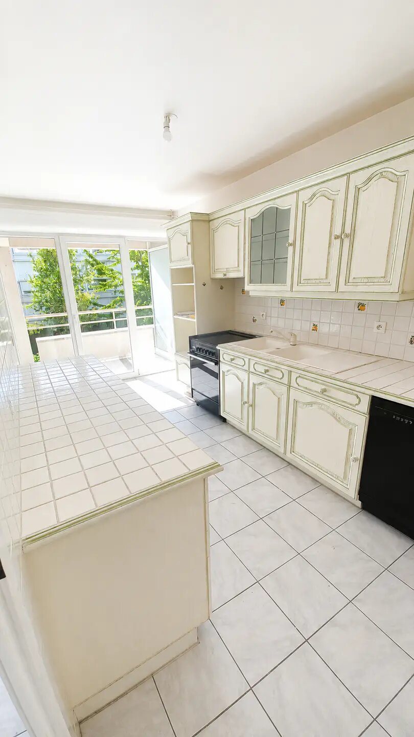 Appartement à louer, 73m², Tinqueux