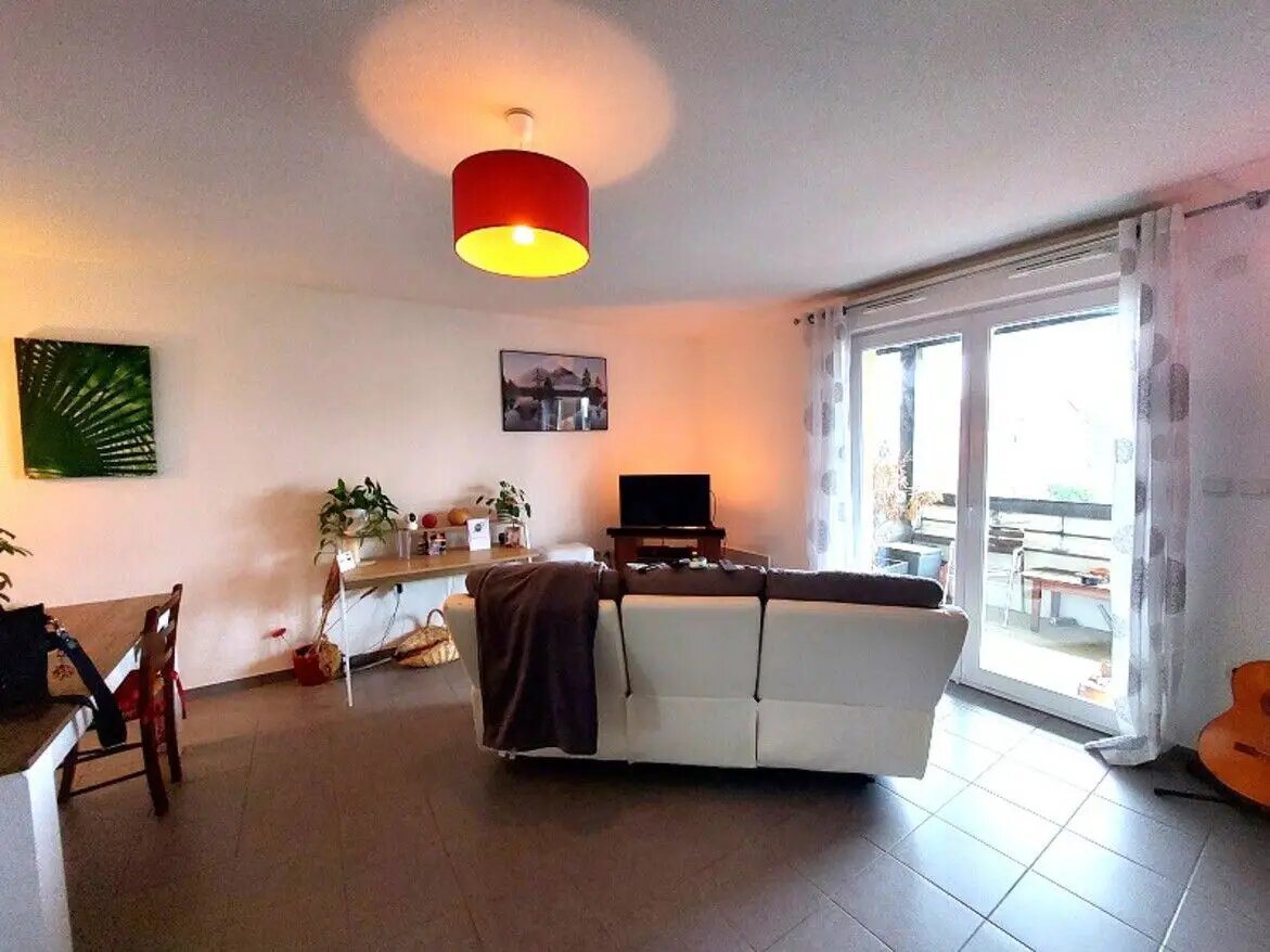 Appartement à louer, 63m², Daux