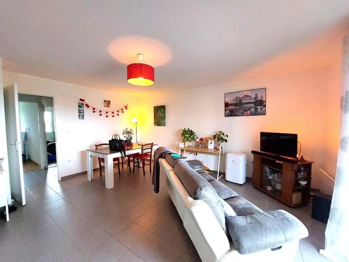 Appartement à louer, 63m², Daux