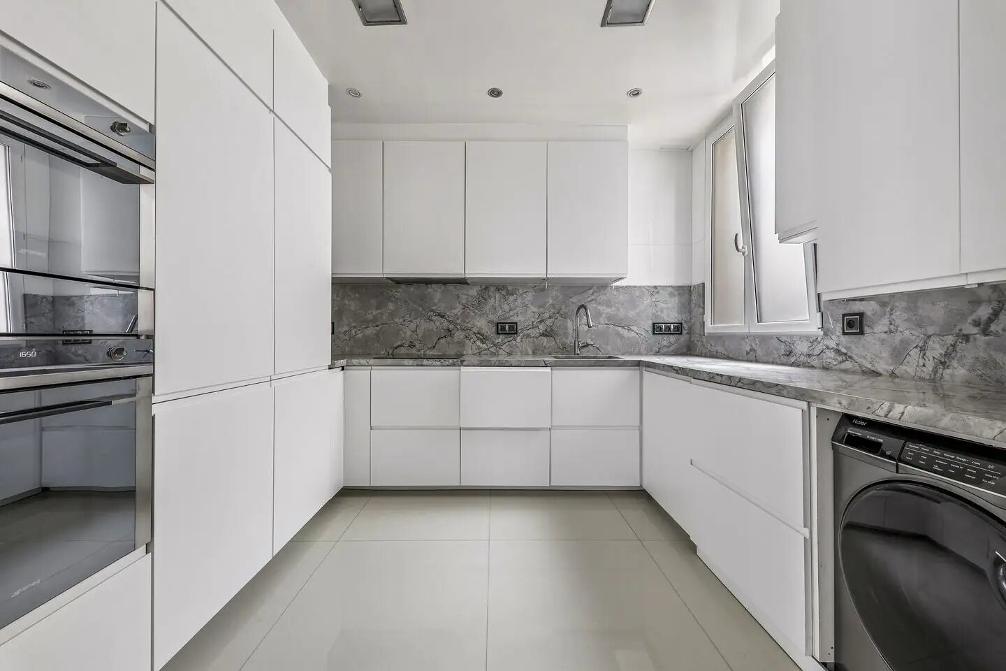 Appartement à louer, 197m², Paris 10ème
