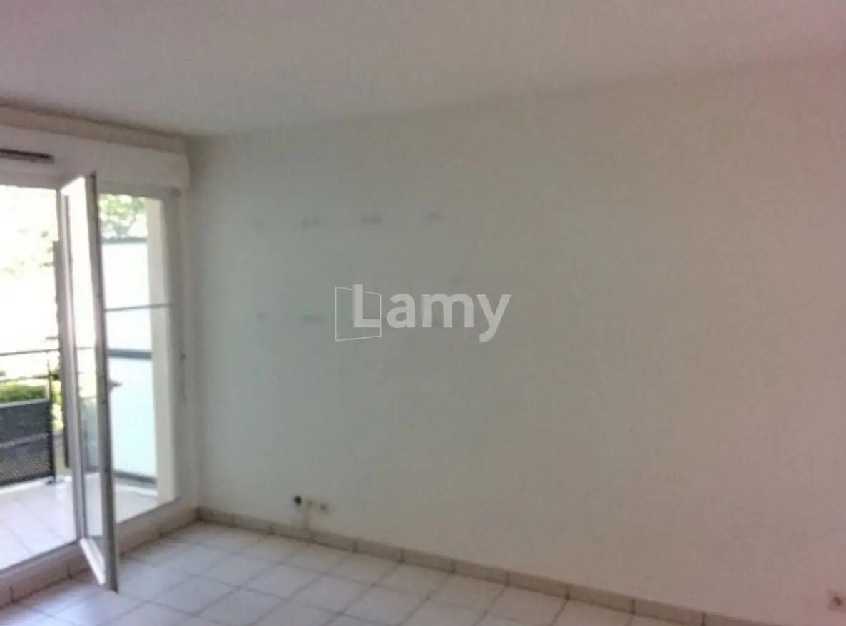 Appartement à louer, 47m², Grigny