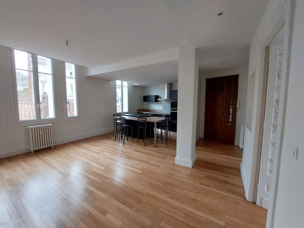 Appartement à louer, 75m², Agen