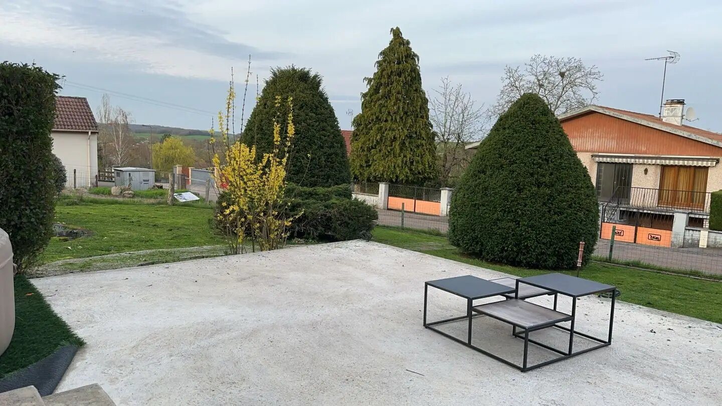 Maison à vendre, 81m², Poussay