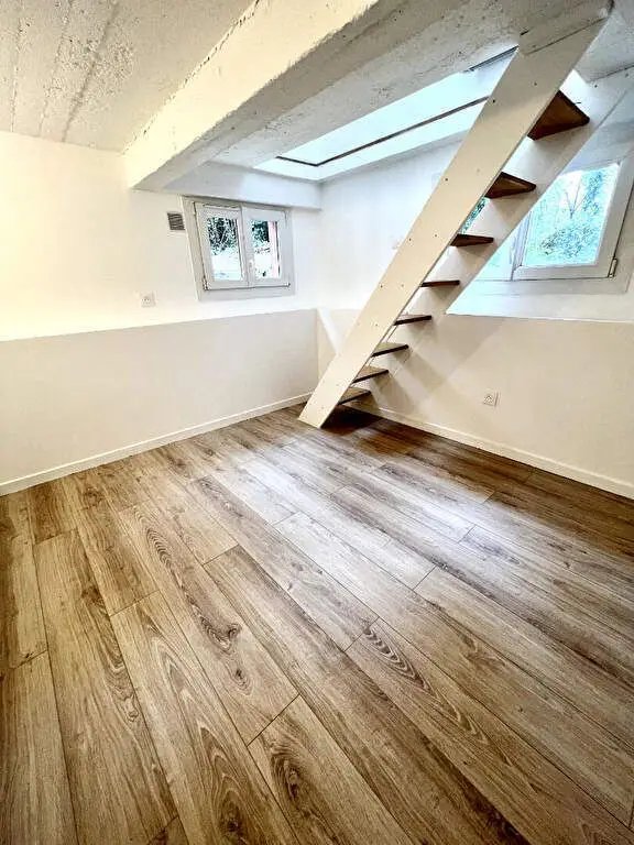 Appartement à louer, 23m², Issy-les-Moulineaux
