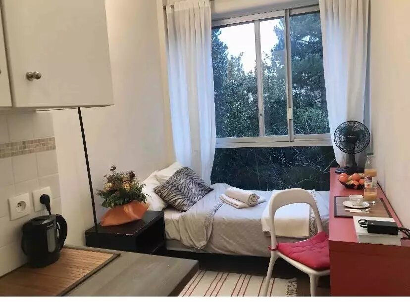 Appartement à louer, 14m², Neuilly-sur-Seine