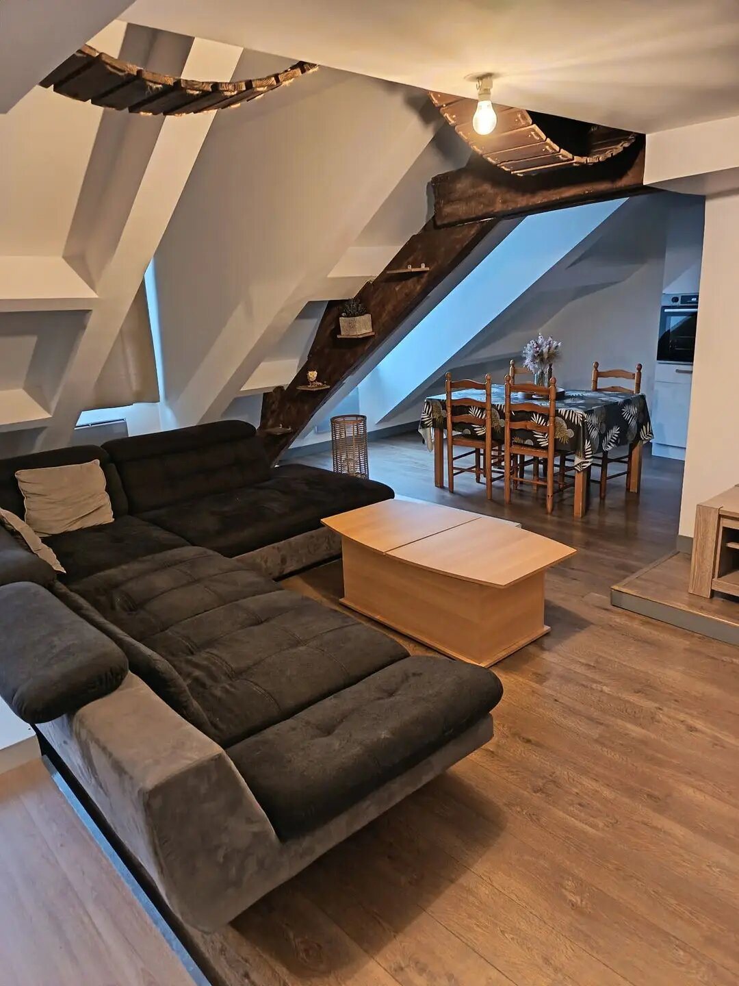 Appartement à louer, 55m², Sedan