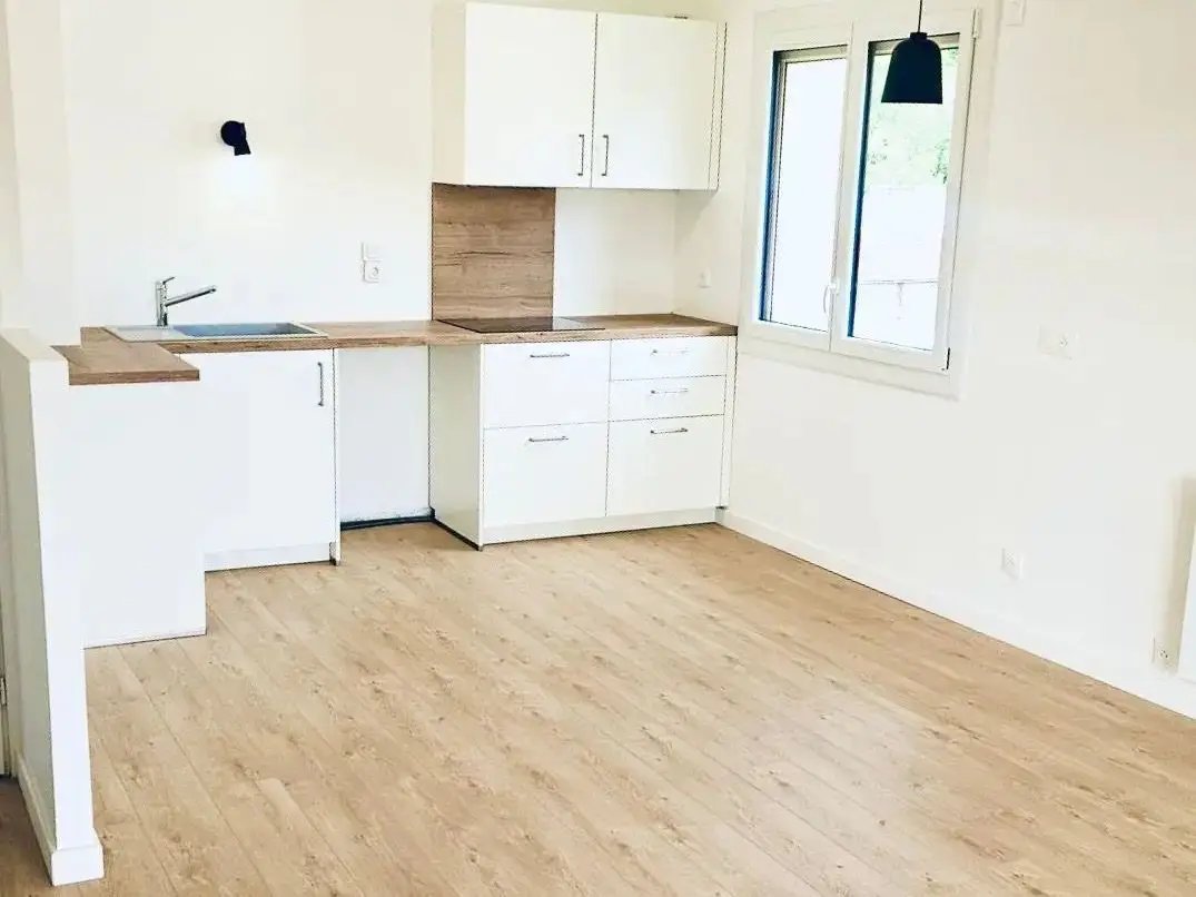 Appartement à louer, 48m², Pont-Evêque