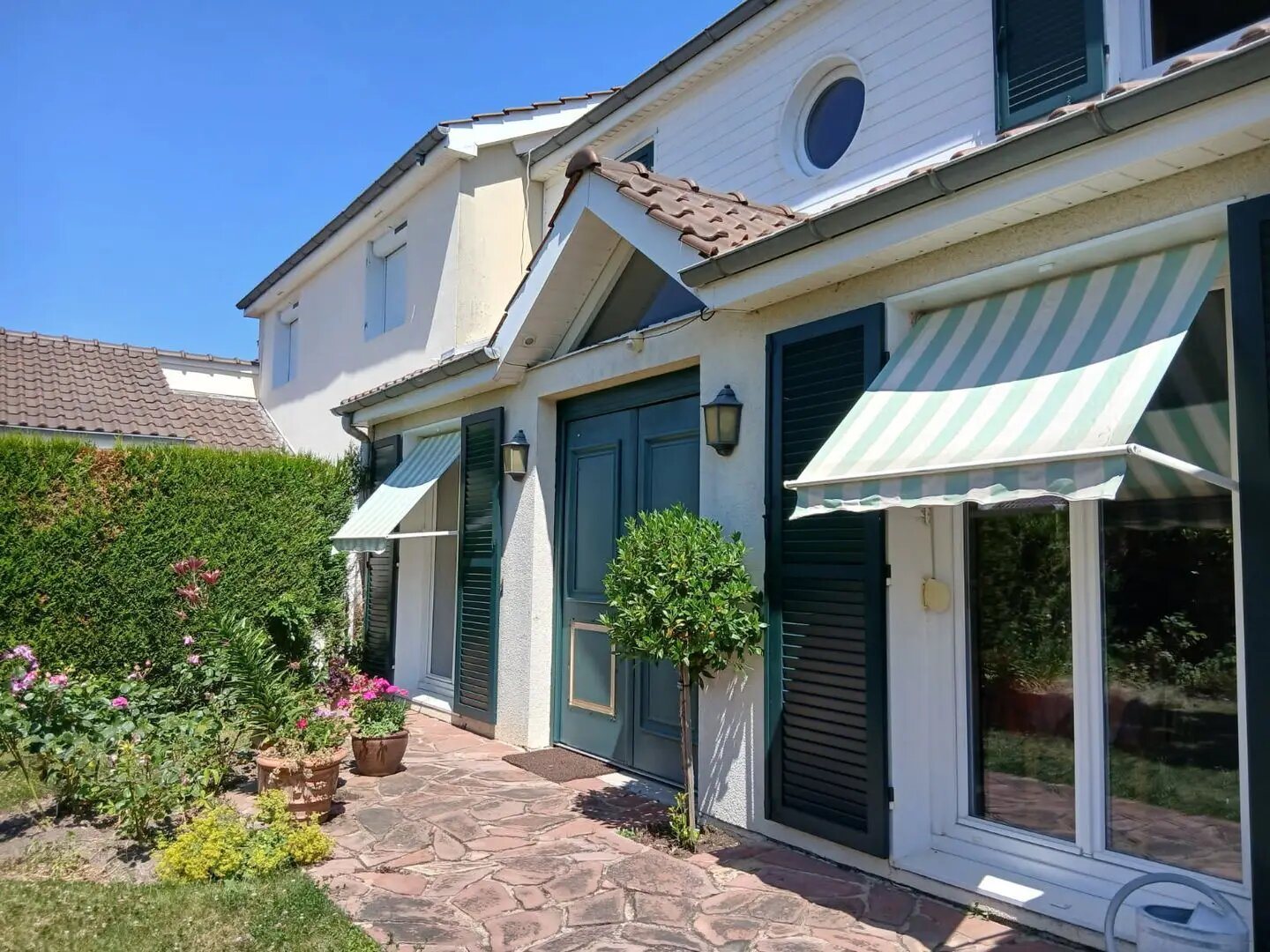 Maison à louer, 12m², Le Mesnil-Saint-Denis