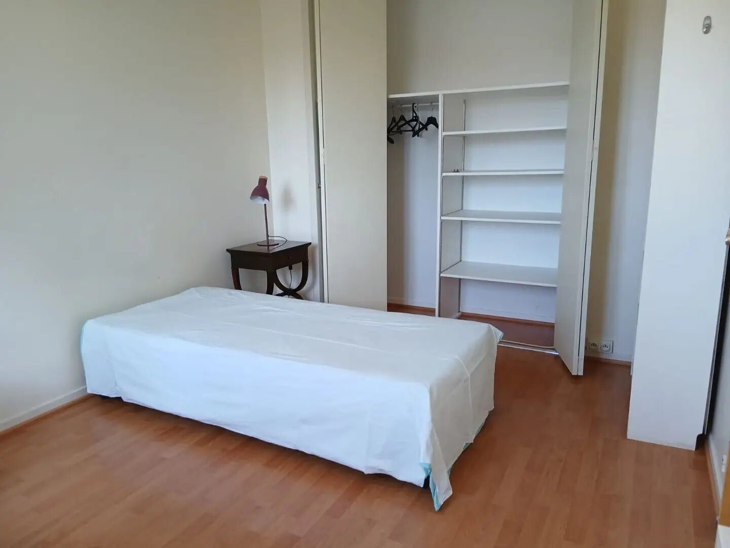 Maison à louer, 12m², Le Mesnil-Saint-Denis