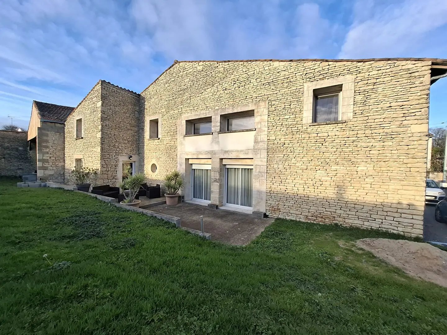 Maison à vendre, 220m², Mauzé-sur-le-Mignon