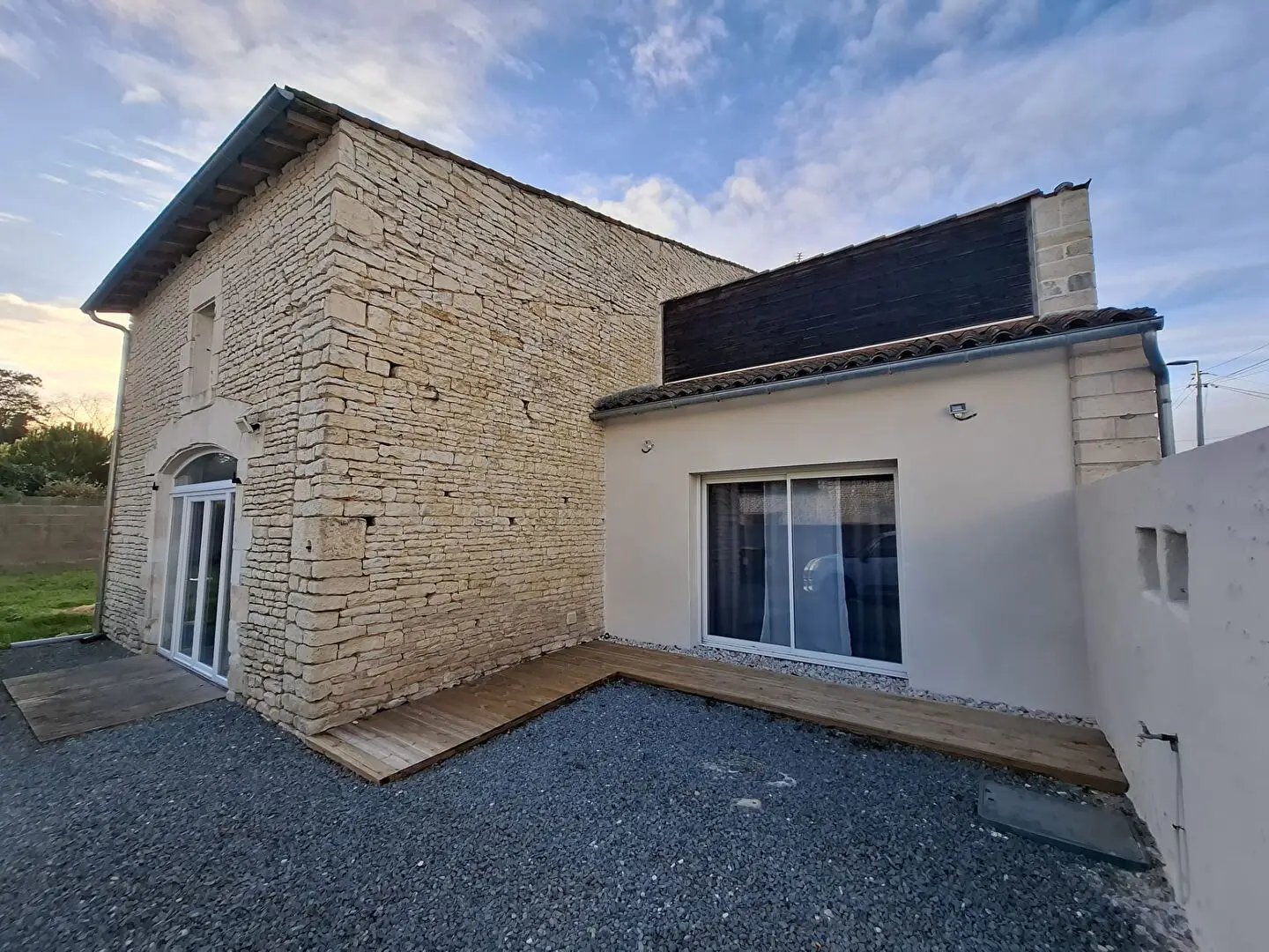 Maison à vendre, 220m², Mauzé-sur-le-Mignon