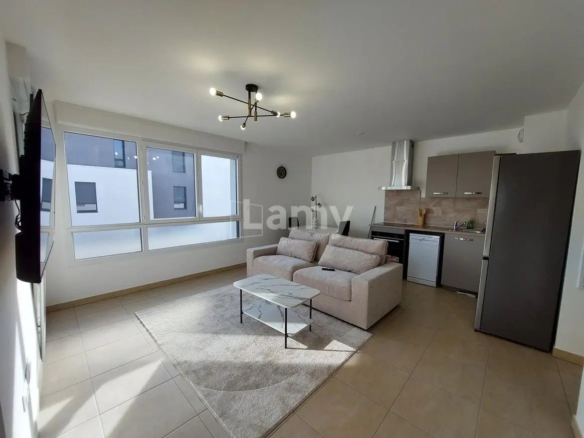 Appartement à louer, 45m², Bezannes