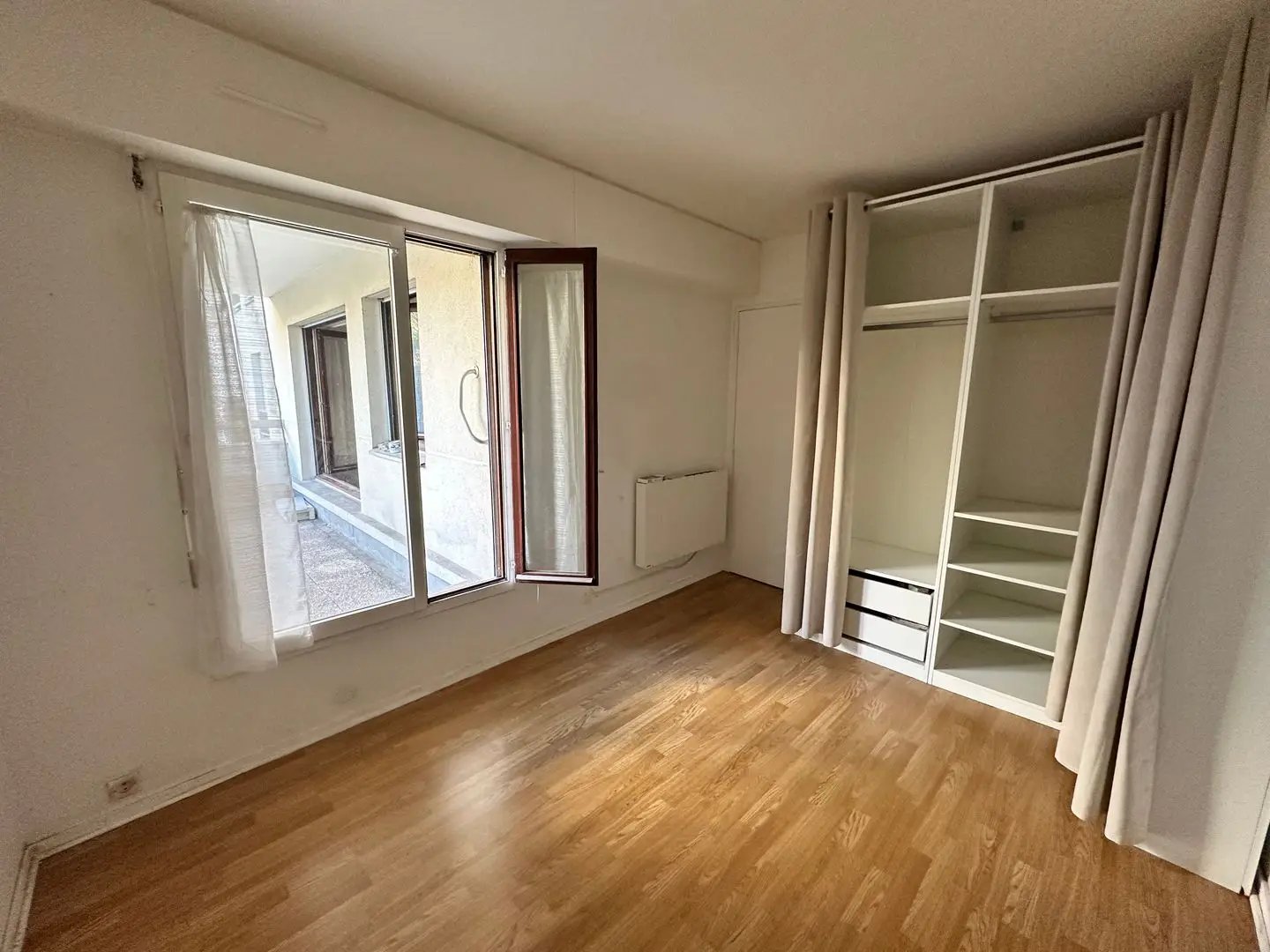 Appartement à vendre, 49m², Courbevoie