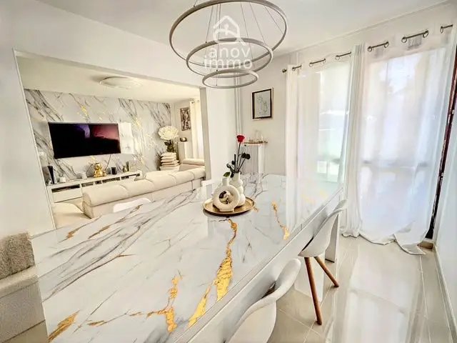 Appartement à vendre, 97m², Saint-Priest