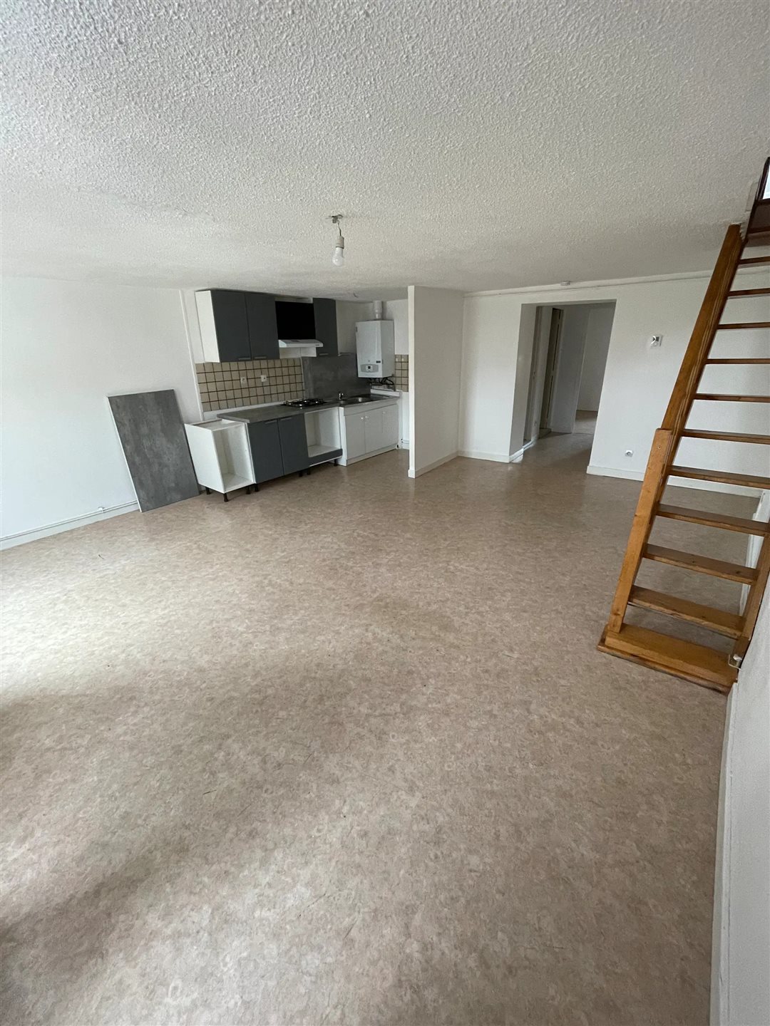 Appartement à louer, 80m², Jonzieux