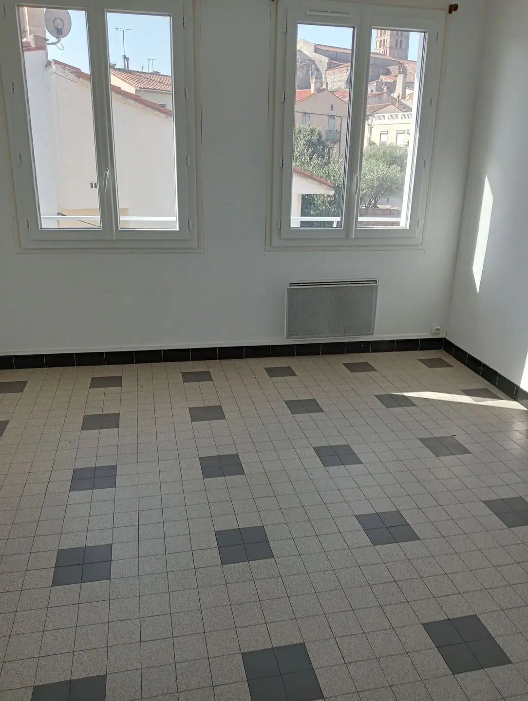 Appartement à louer, 68m², Elne