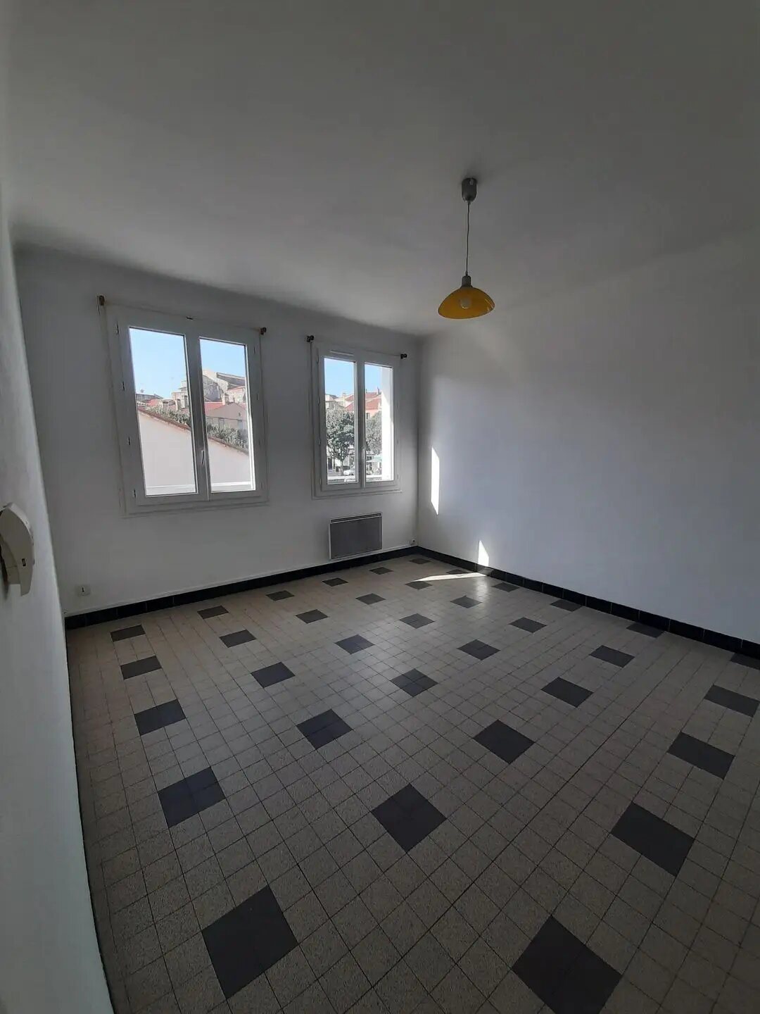 Appartement à louer, 68m², Elne