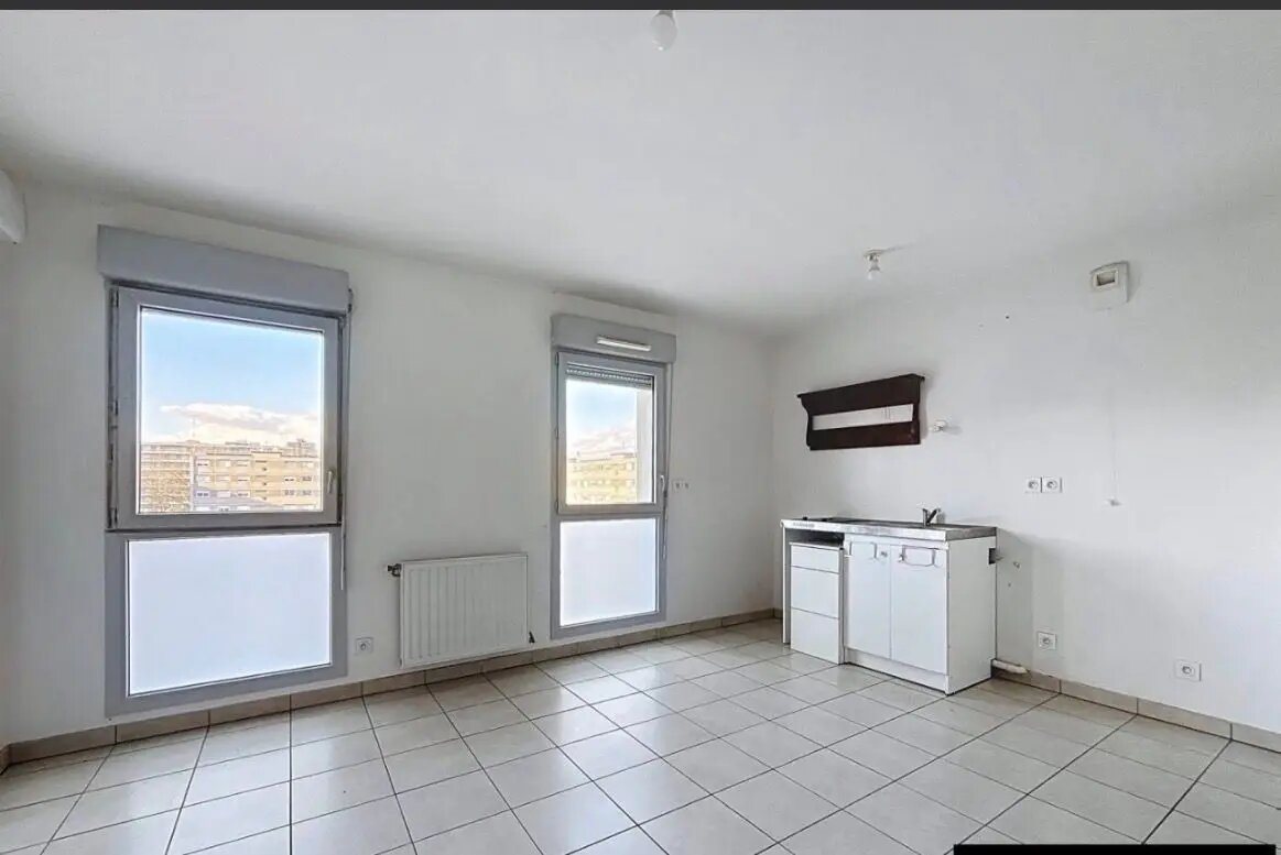 Appartement à louer, 51m², Vénissieux