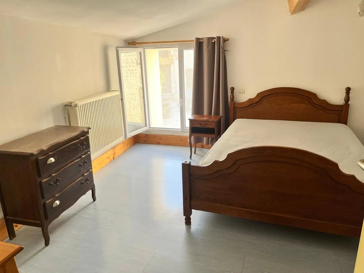 Maison à louer, 90m², Montélier