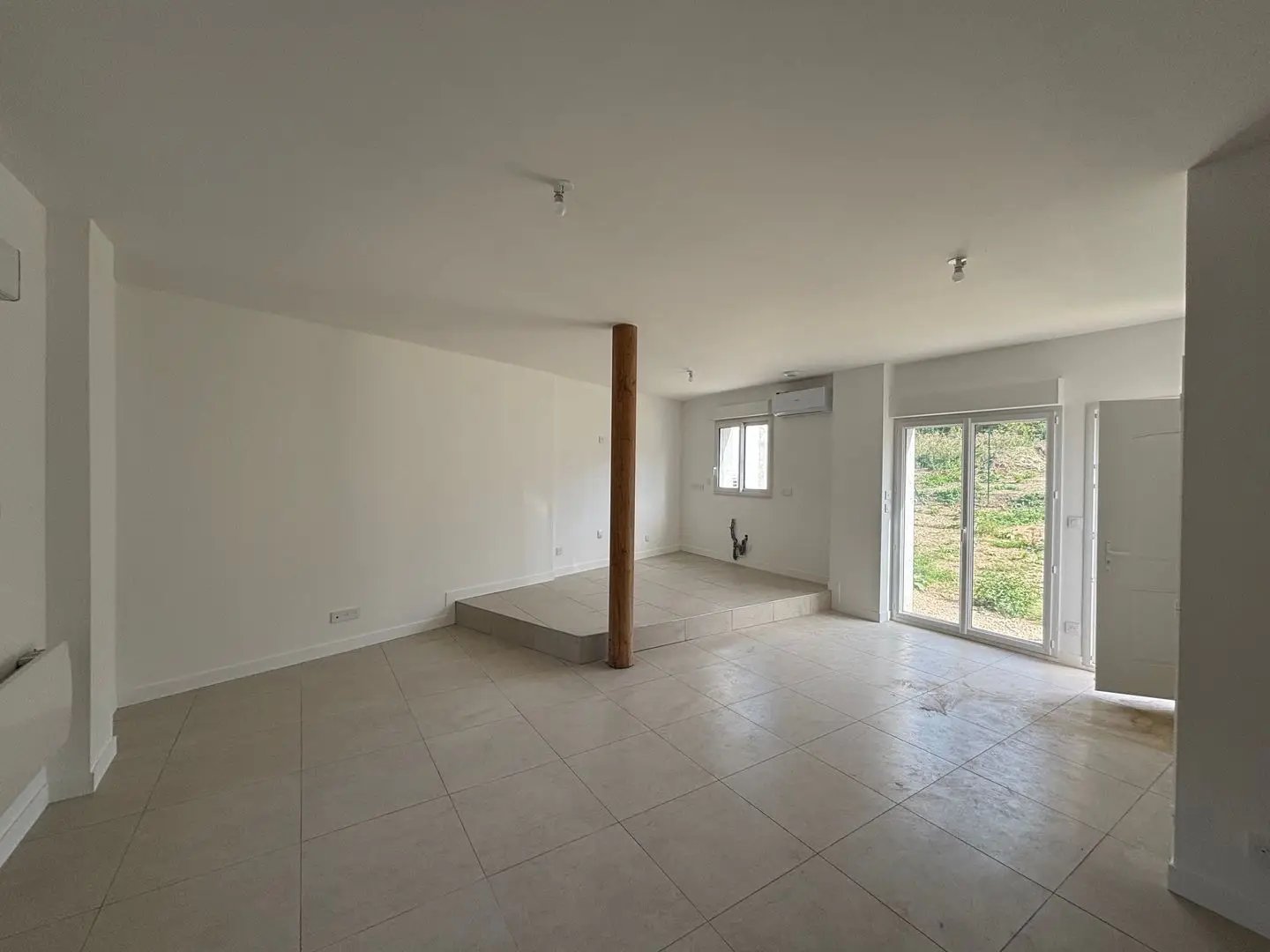 Maison à vendre, 78m², Pressins