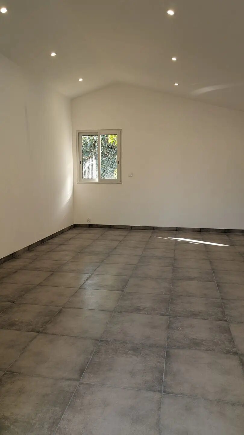 Maison à louer, 33m², Brignoles