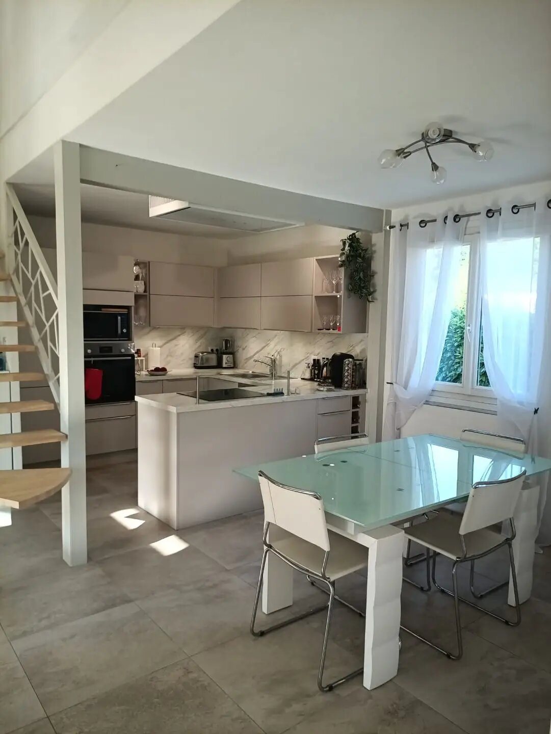 Maison à vendre, 122m², Arthaz-Pont-Notre-Dame