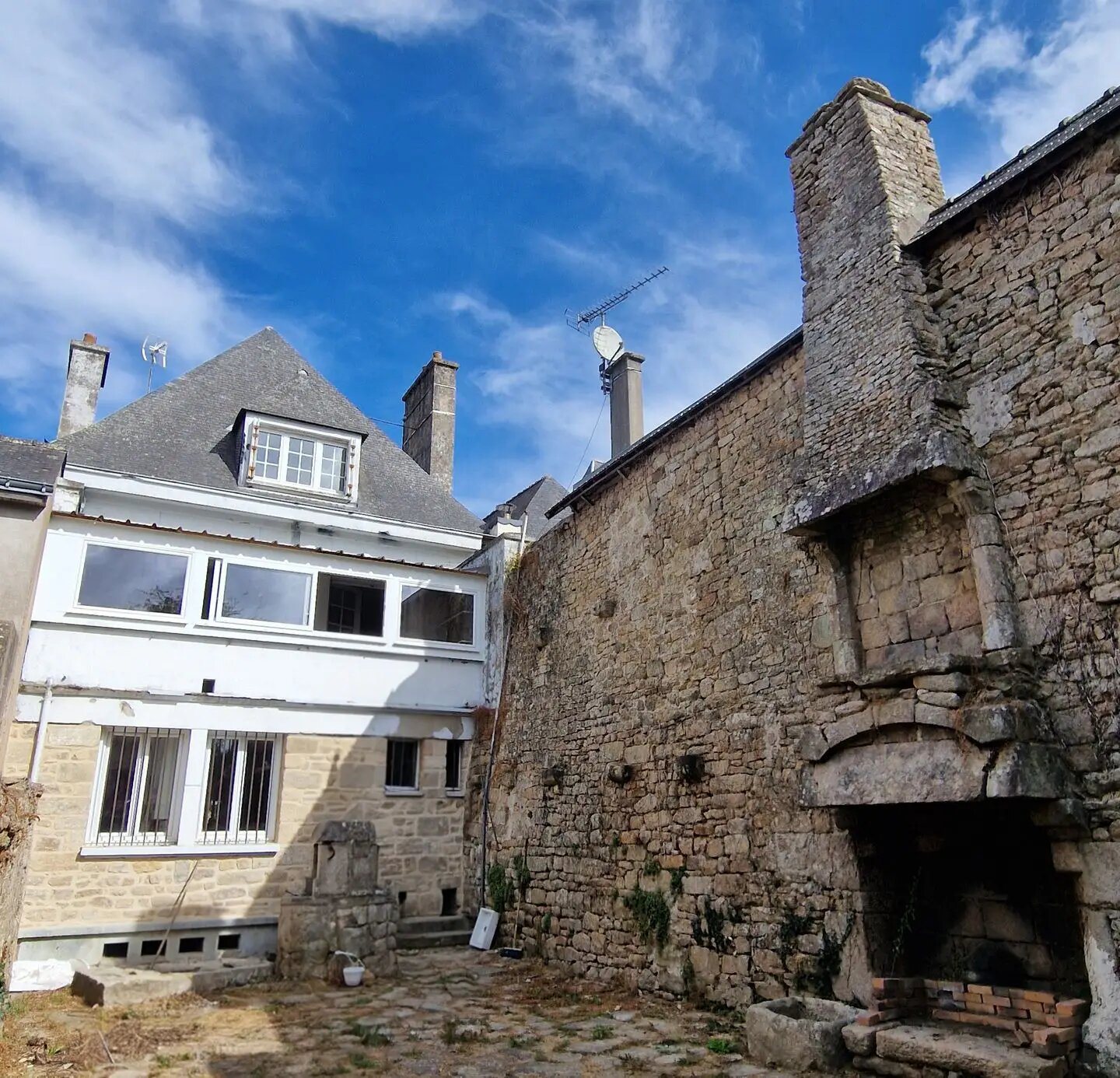 Maison à vendre, 240m², Guémené-sur-Scorff
