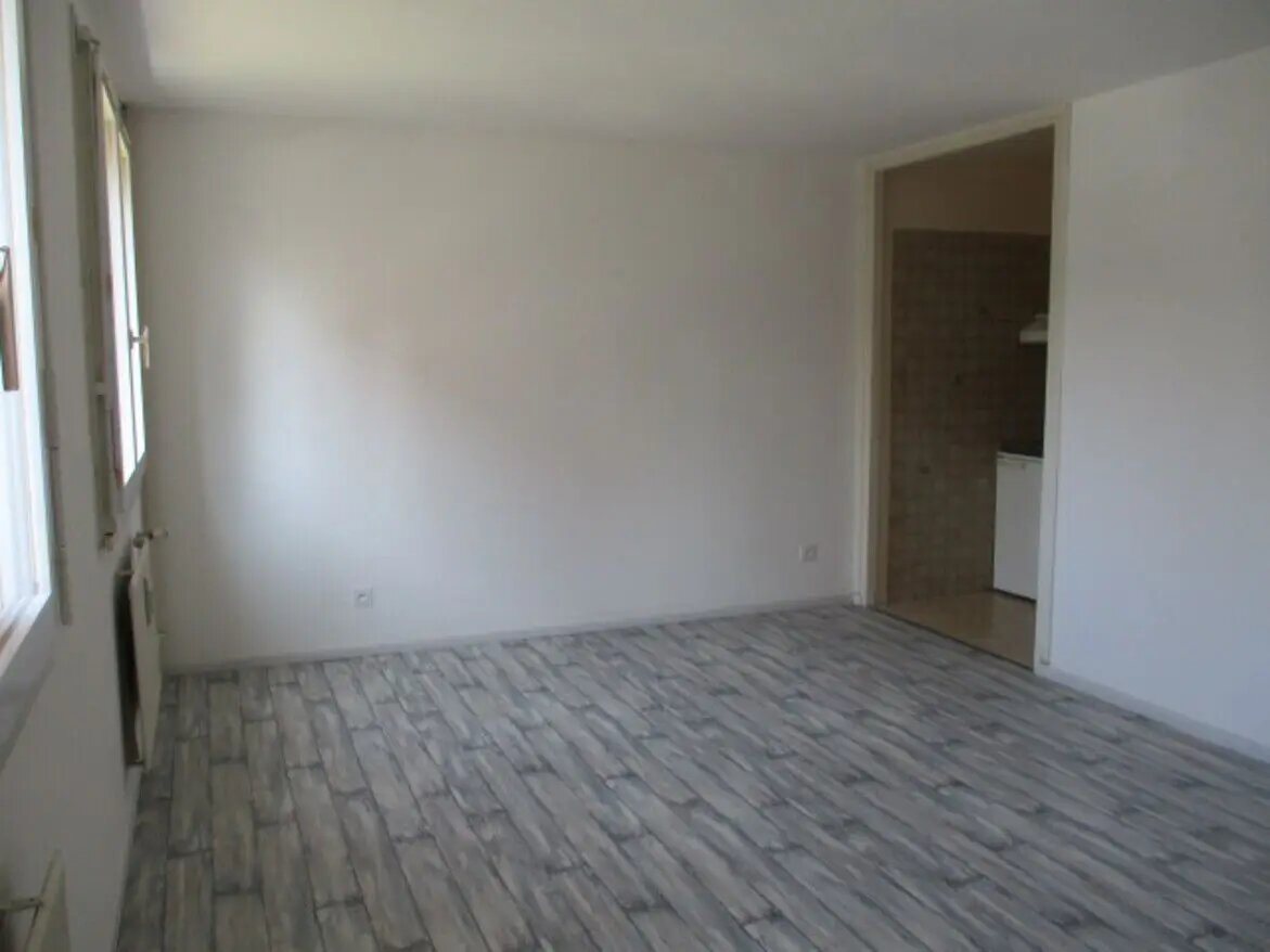 Appartement à louer, 28m², Dole