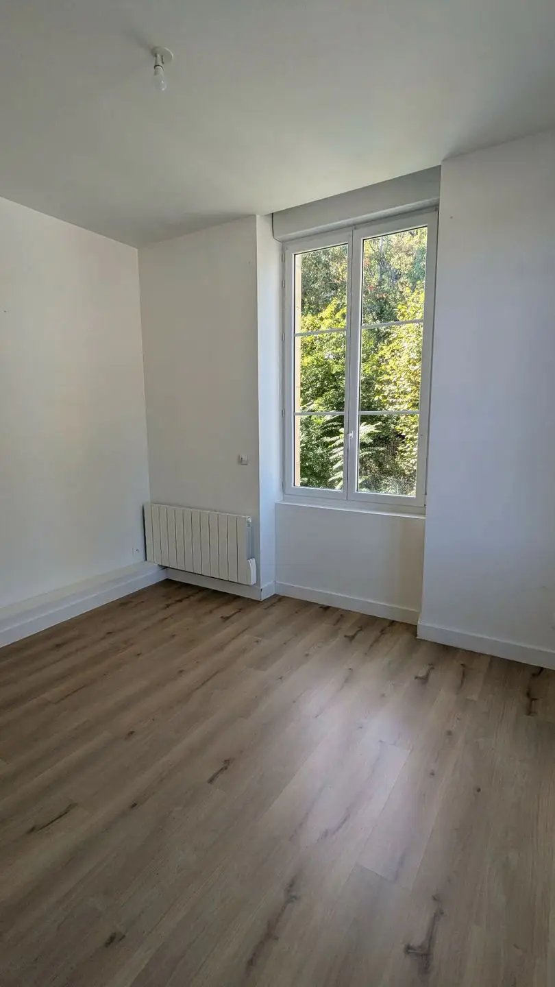 Appartement à louer, 57m², Pougues-les-Eaux