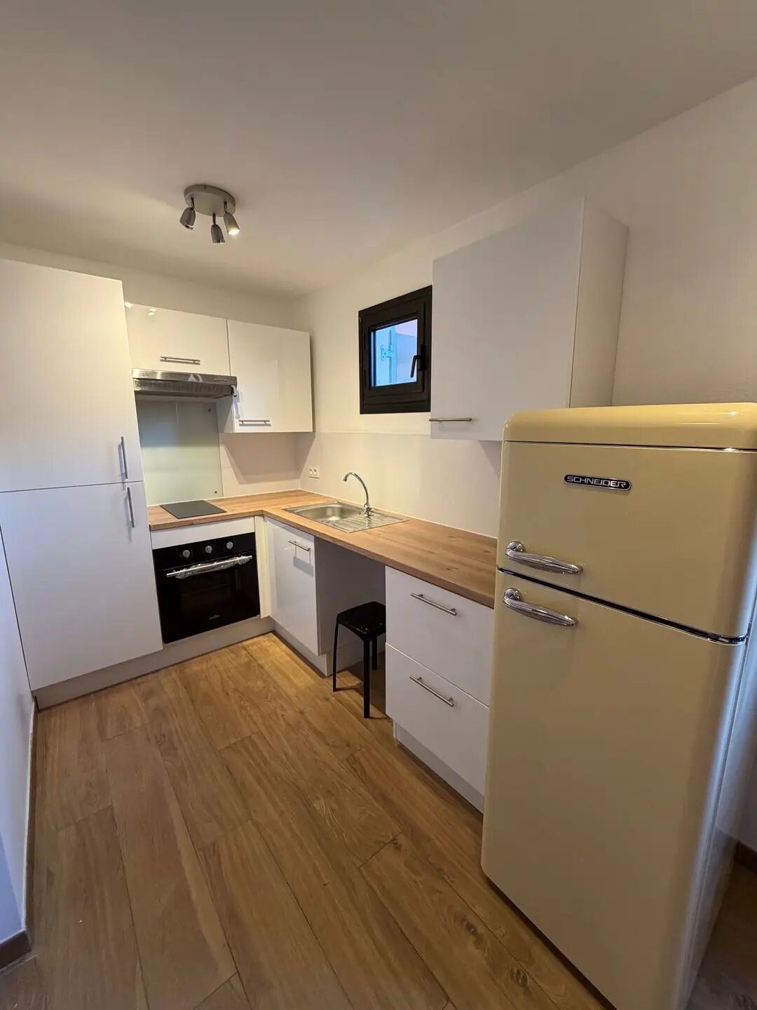 Appartement à louer, 20m², Fréjus