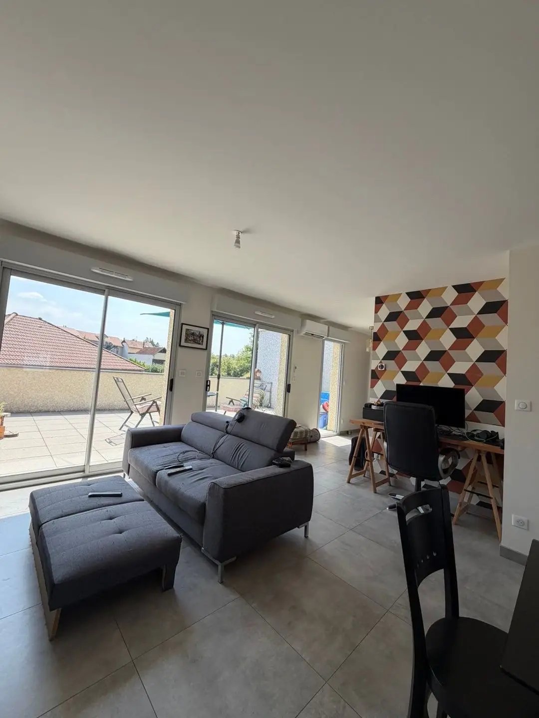 Appartement à louer, 67m², Morestel