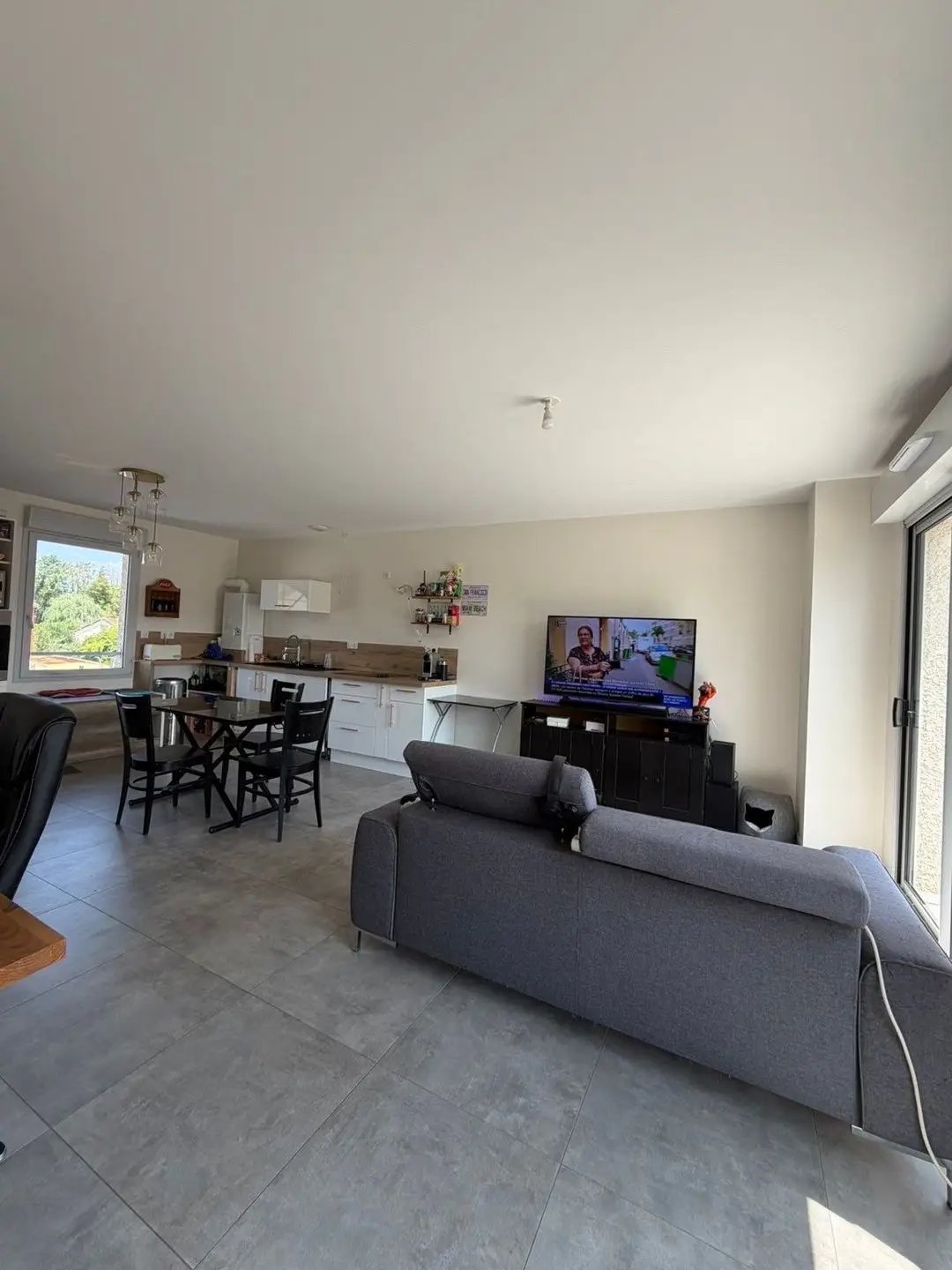 Appartement à louer, 67m², Morestel