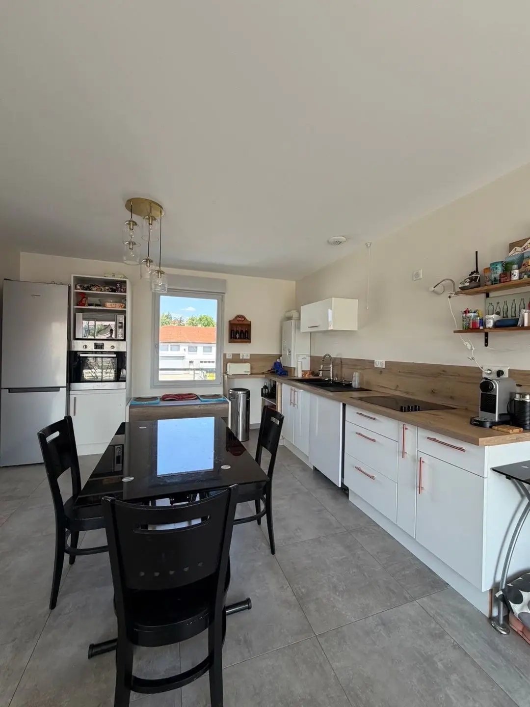 Appartement à louer, 67m², Morestel