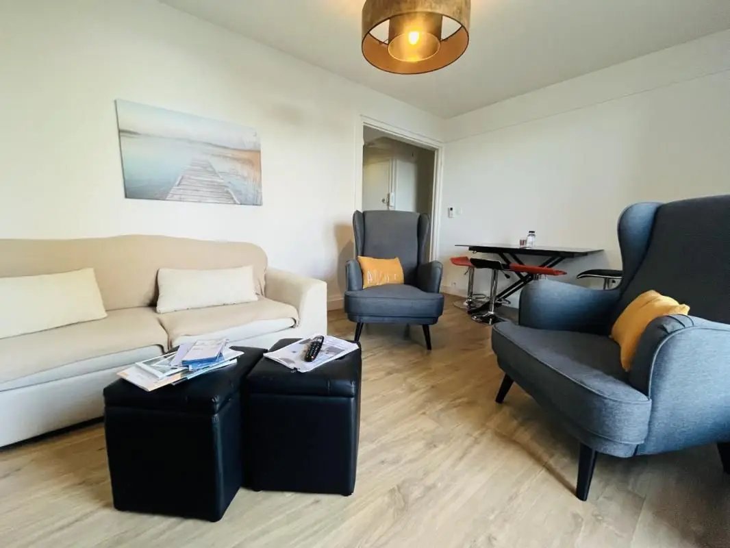 Appartement à louer, 50m², San-Martino-di-Lota