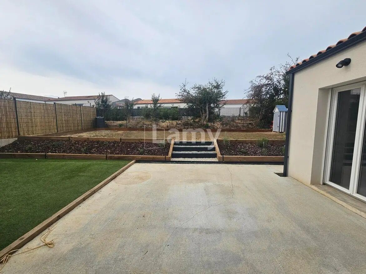 Maison à louer, 92m², Thairé