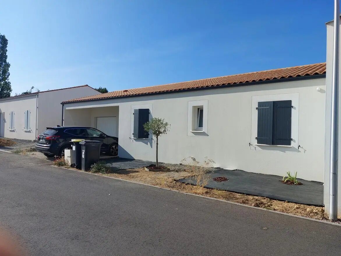 Maison à louer, 92m², Thairé