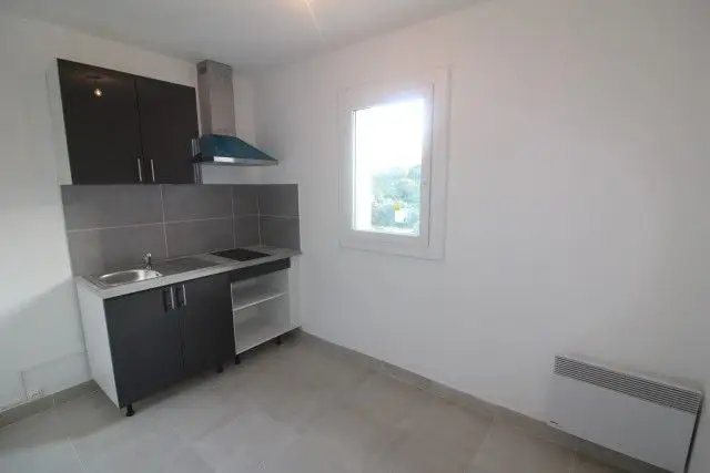 Appartement à louer, 60m², Bastia