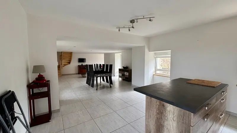 Maison à louer, 99m², Saint-Pol-de-Léon