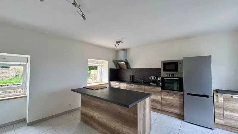 Maison à louer, 99m², Saint-Pol-de-Léon