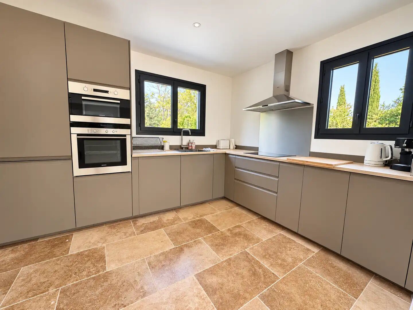 Maison à louer, 100m², Callian