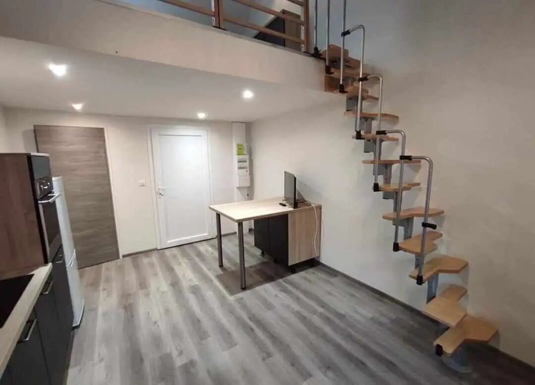 Appartement à louer, 25m², Lons-le-Saunier