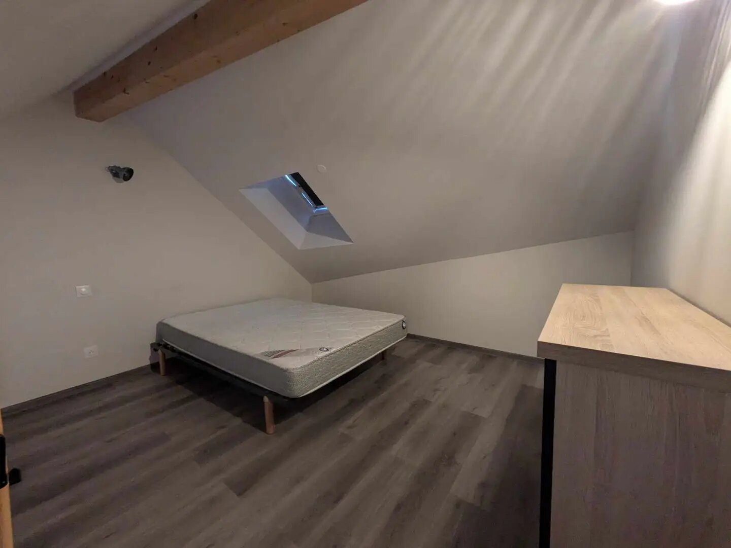Appartement à louer, 25m², Lons-le-Saunier