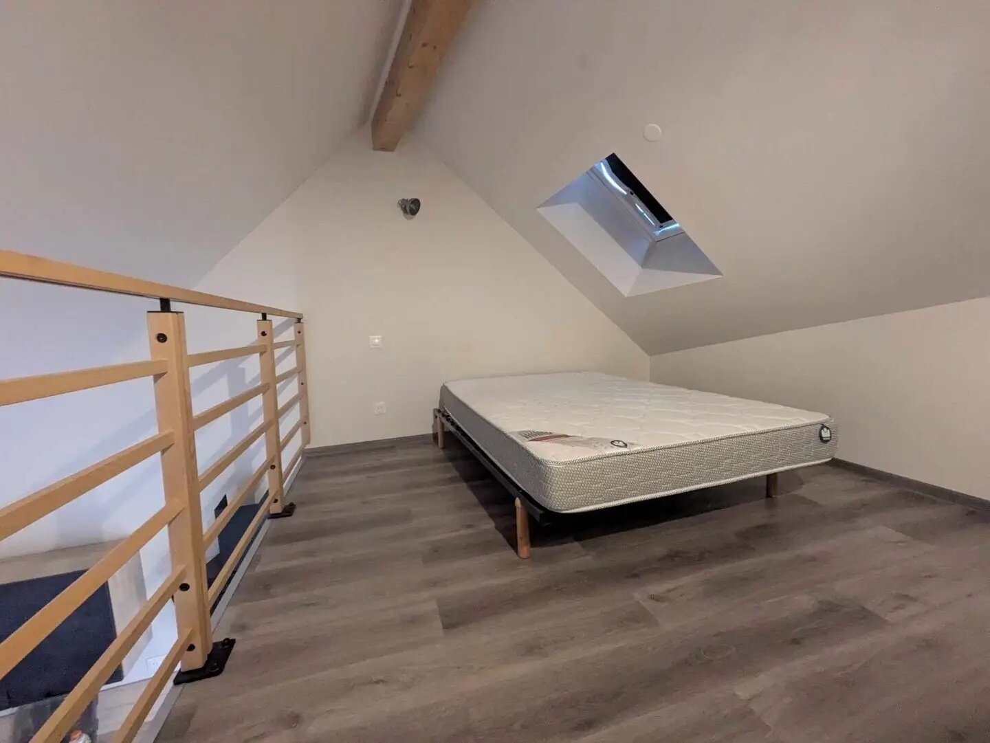 Appartement à louer, 25m², Lons-le-Saunier